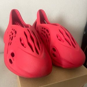 Authentic Yeezy Vermillion Foam Runner